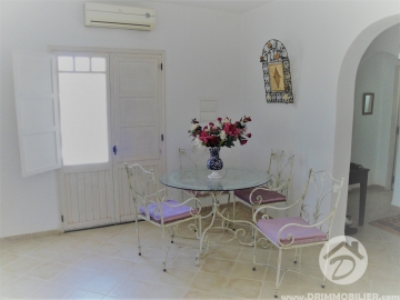 L 126 -                            Sale
                           Villa avec piscine Djerba